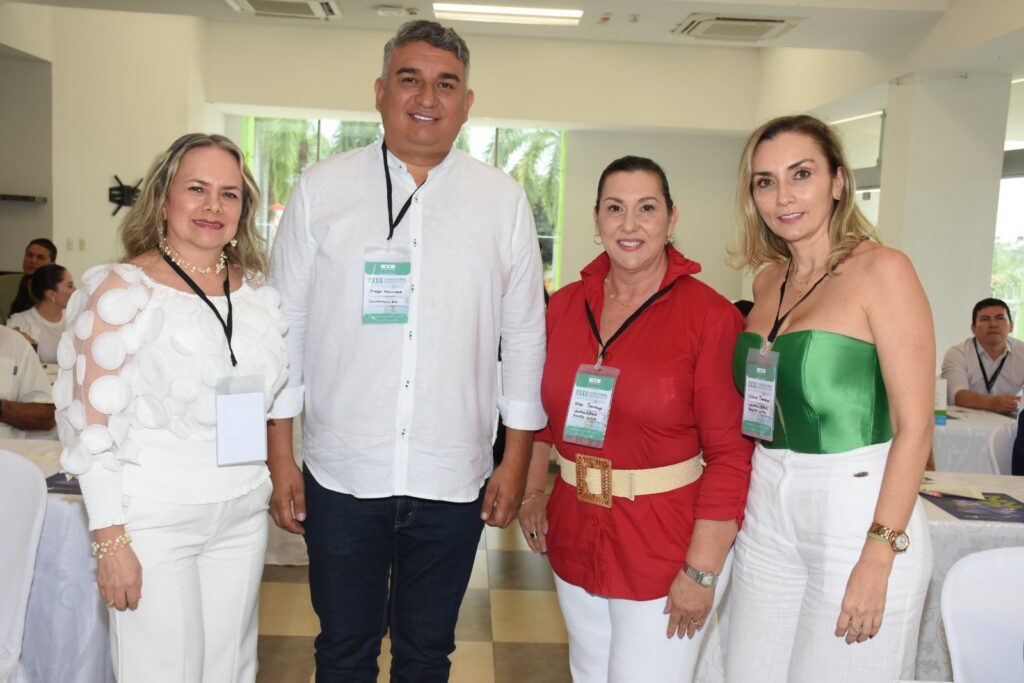 Sandra Patricia Galindo, Diego Manrique, Olga Lucía Tamayo y Gloria Tamayo.